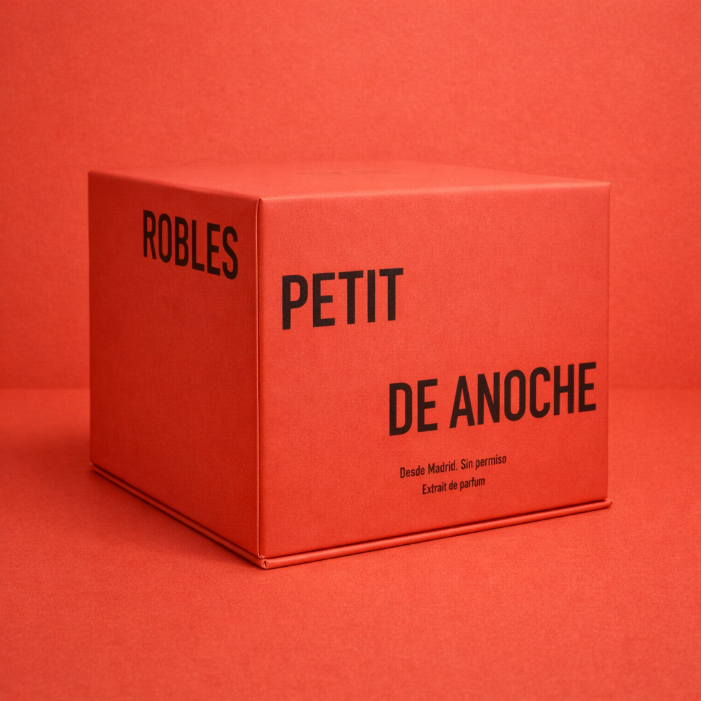 Perfume De Anoche de Robles Petit, detalle del frasco